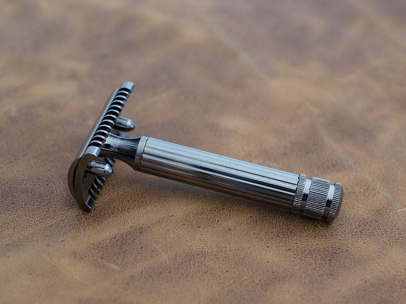 Rasoio di Sicurezza Fatip Metal Black Classic Originale 42109